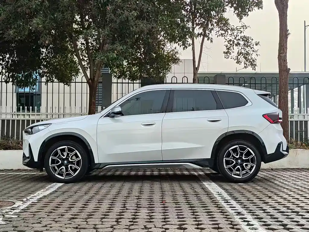 BMW BMW X1 2024 sDrive25Li X Design Package 2024 - thumbnail 3