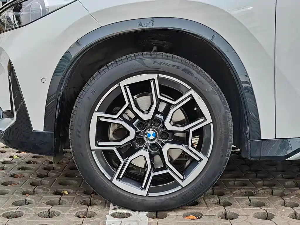 BMW BMW X1 2024 sDrive25Li X Design Package 2024 - thumbnail 4