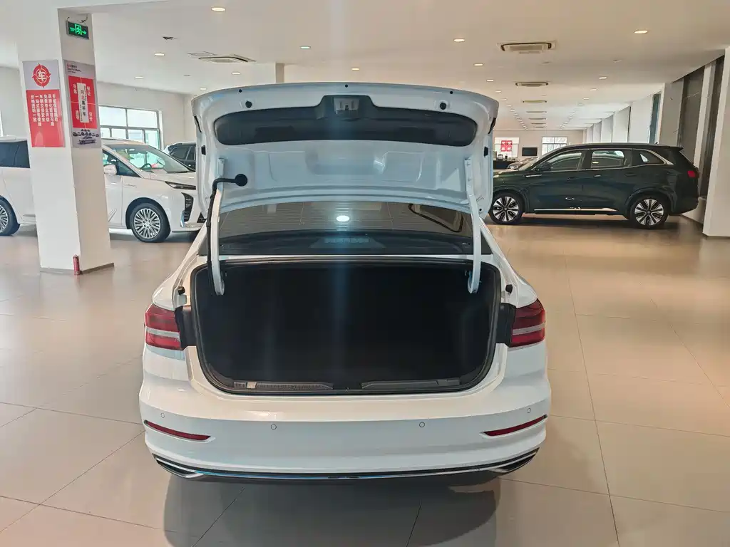 Volkswagen Lavida 2021 280TSI DSG Comfort Edition 2021 - thumbnail 14
