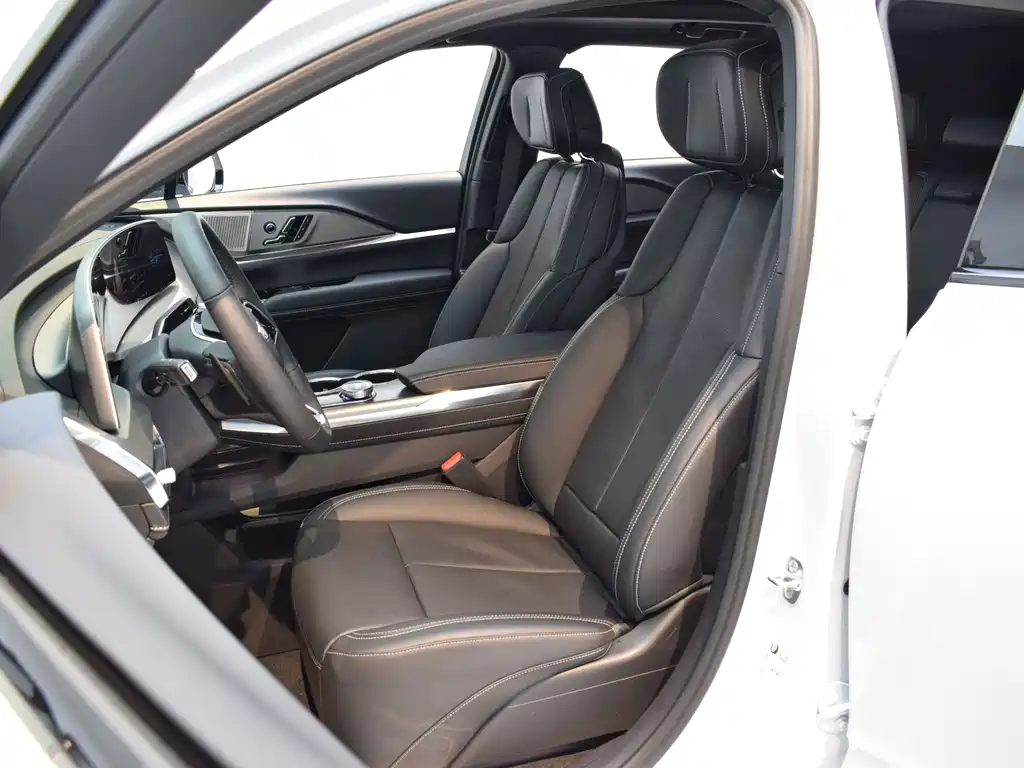 Cadillac Cadillac XT5 2026 2.0T Luxury 2025 - thumbnail 17