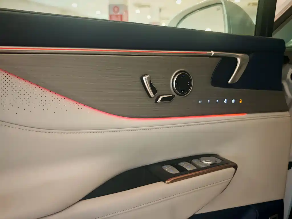 Buick Buick GL8 New Energy 2024 Landtrek Luxury 7-seater 2024 - thumbnail 8