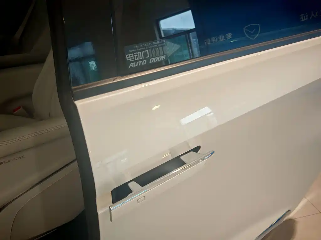 Buick Buick GL8 New Energy 2024 Landtrek Luxury 7-seater 2024 - thumbnail 17