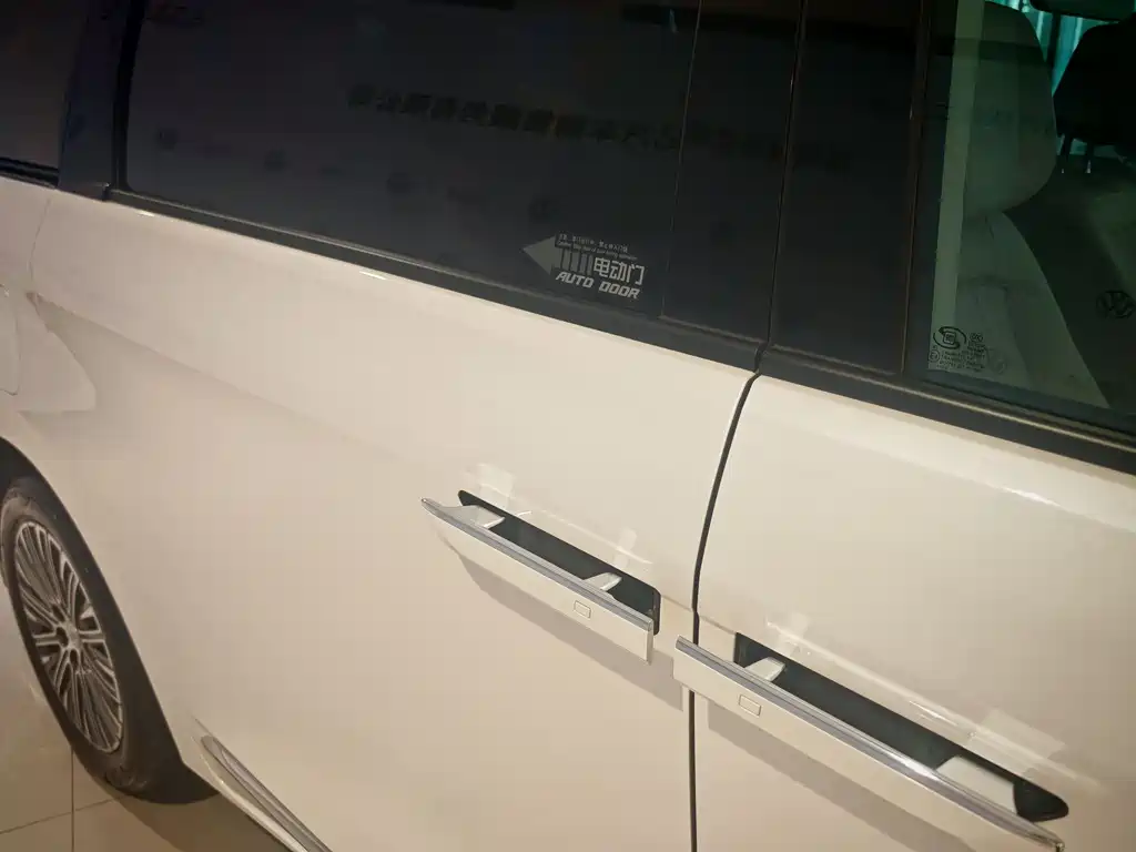 Buick Buick GL8 New Energy 2024 Landtrek Luxury 7-seater 2024 - thumbnail 28