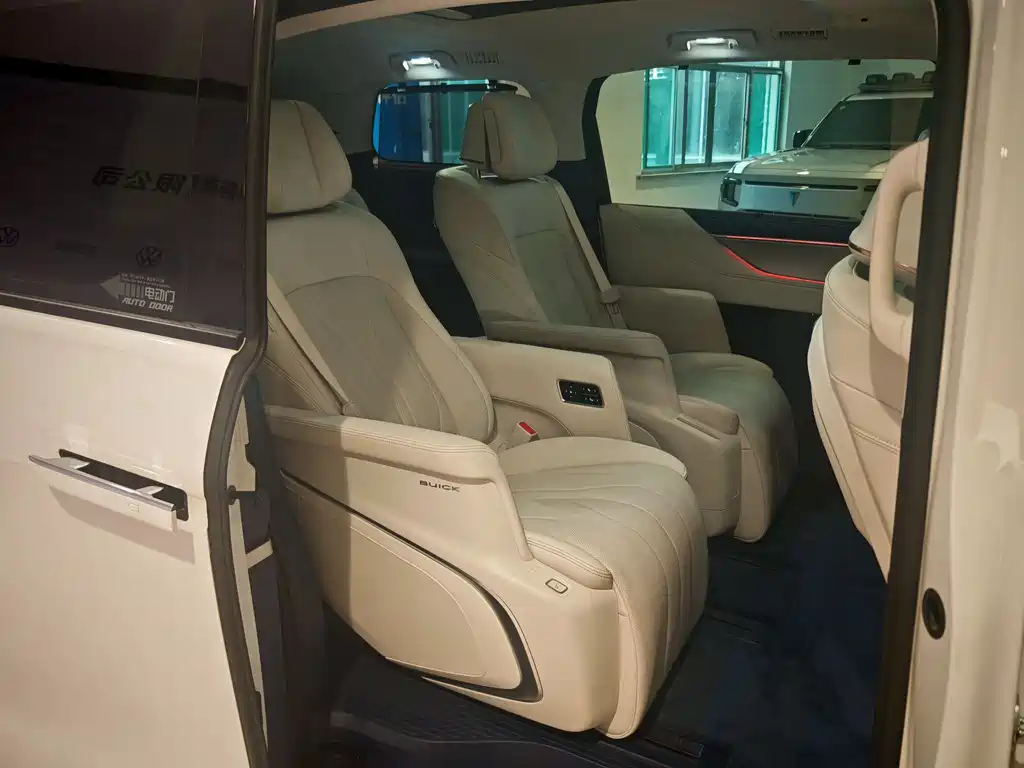 Buick Buick GL8 New Energy 2024 Landtrek Luxury 7-seater 2024 - thumbnail 30