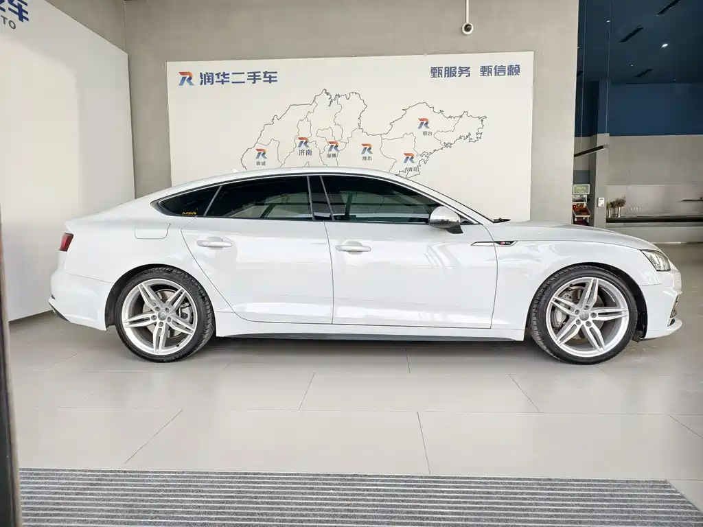 Audi Audi A5 Import 2017 Sportback 45 TFSI quattro Sport Model 2019 - thumbnail 3
