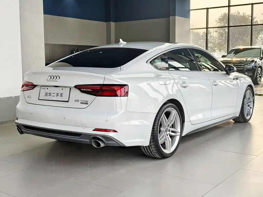 Audi Audi A5 Import 2017 Sportback 45 TFSI quattro Sport Model 2019 - thumbnail 5