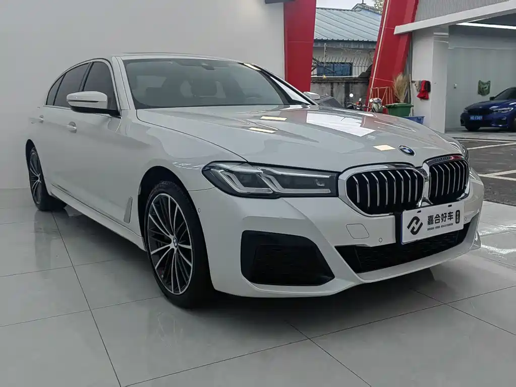 BMW BMW 5 Series 2022 530Li Leading Model M Sport Package 2022 - thumbnail 3