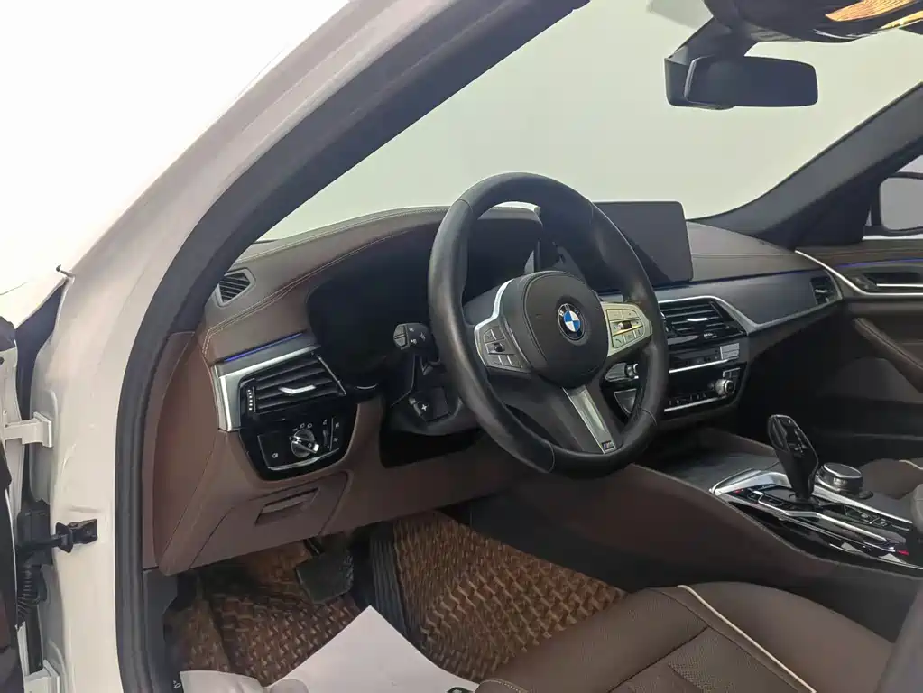 BMW BMW 5 Series 2022 530Li Leading Model M Sport Package 2022 - thumbnail 9