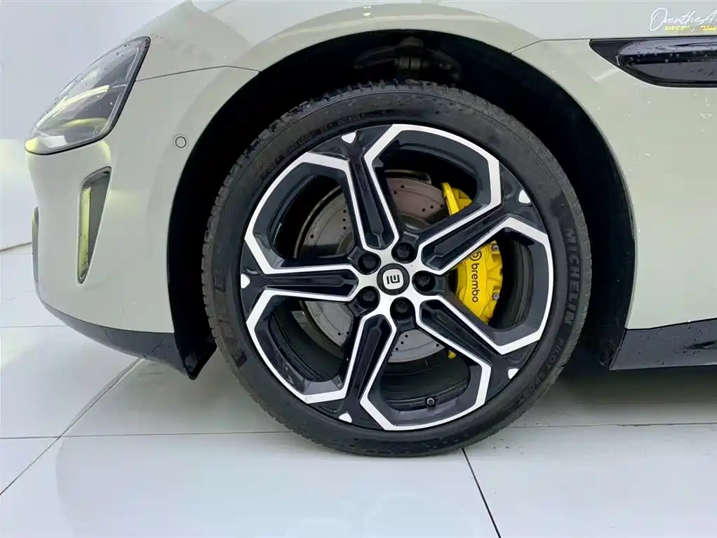 Xiaomi Auto Xiaomi SU7 2024 AWD Ultra-Long Range Intelligent Driving Max Edition 2024 - thumbnail 6
