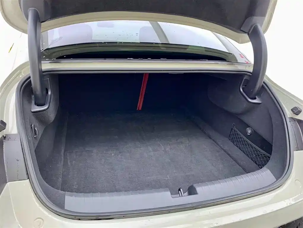Xiaomi Auto Xiaomi SU7 2024 AWD Ultra-Long Range Intelligent Driving Max Edition 2024 - thumbnail 11