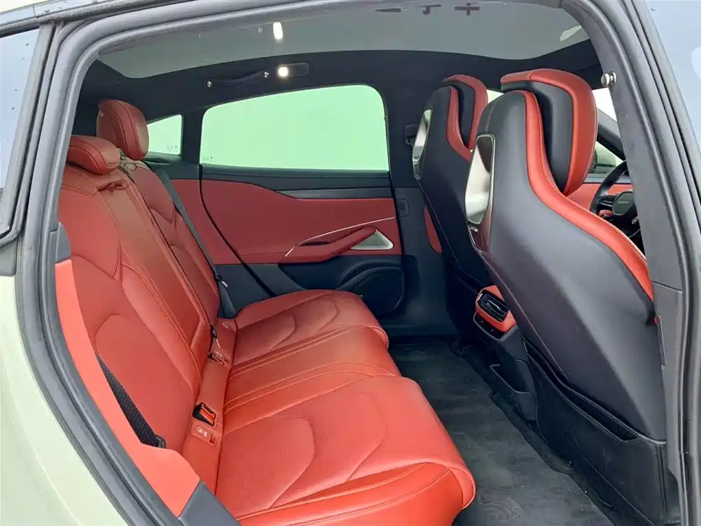 Xiaomi Auto Xiaomi SU7 2024 AWD Ultra-Long Range Intelligent Driving Max Edition 2024 - thumbnail 15