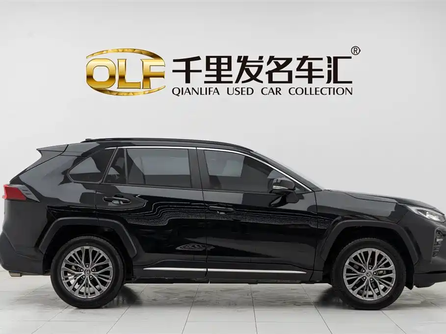 Toyota Venza 2023 2.0L CVT FWD Luxury PLUS Edition 2024 - thumbnail 8