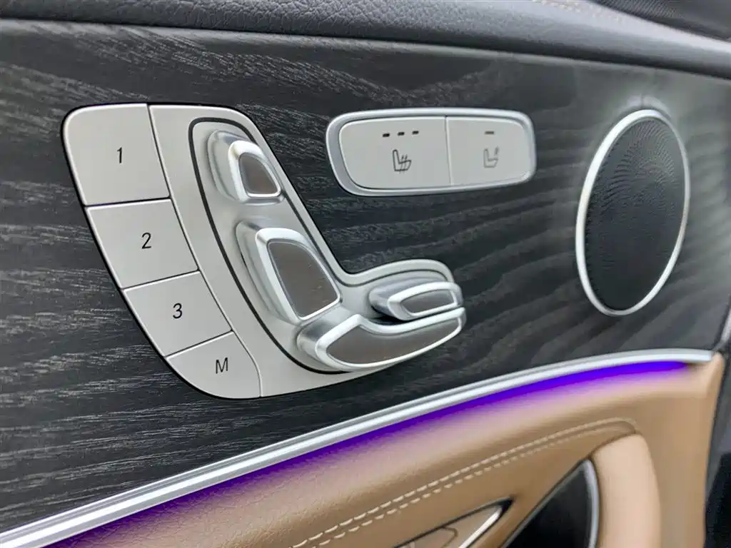 Mercedes-Benz Mercedes-Benz E-Class 2023 E 300 L Sport Fashion Edition 2023 - thumbnail 26
