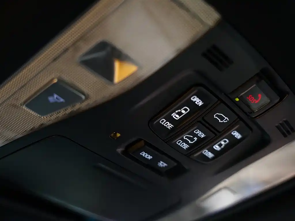 Lexus Lexus LM 300h 4-Seat Executive Version 2020 Model 2022 - thumbnail 10