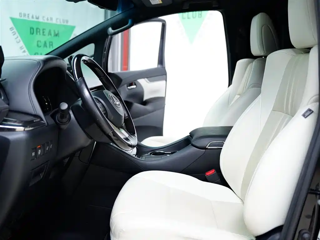 Lexus Lexus LM 300h 4-Seat Executive Version 2020 Model 2022 - thumbnail 19