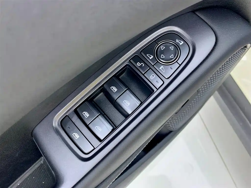 BYD BYD Seal 06 2025 DM-i Intelligent Driving Edition 120KM Premium Model 2025 - thumbnail 28