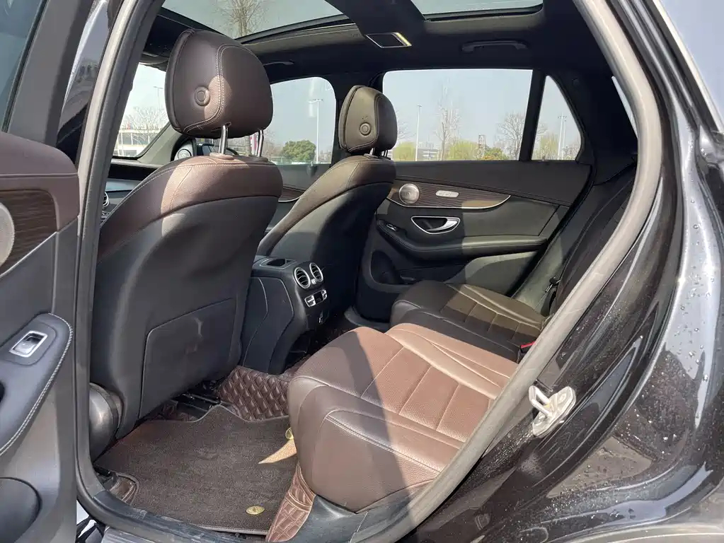 Mercedes-Benz Mercedes-Benz GLC 2022 Facelift GLC 260 L 4MATIC Luxury Edition 2022 - thumbnail 8
