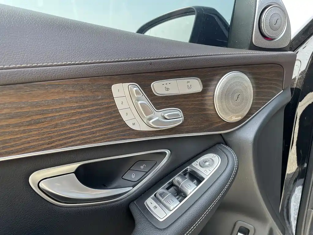 Mercedes-Benz Mercedes-Benz GLC 2022 Facelift GLC 260 L 4MATIC Luxury Edition 2022 - thumbnail 10