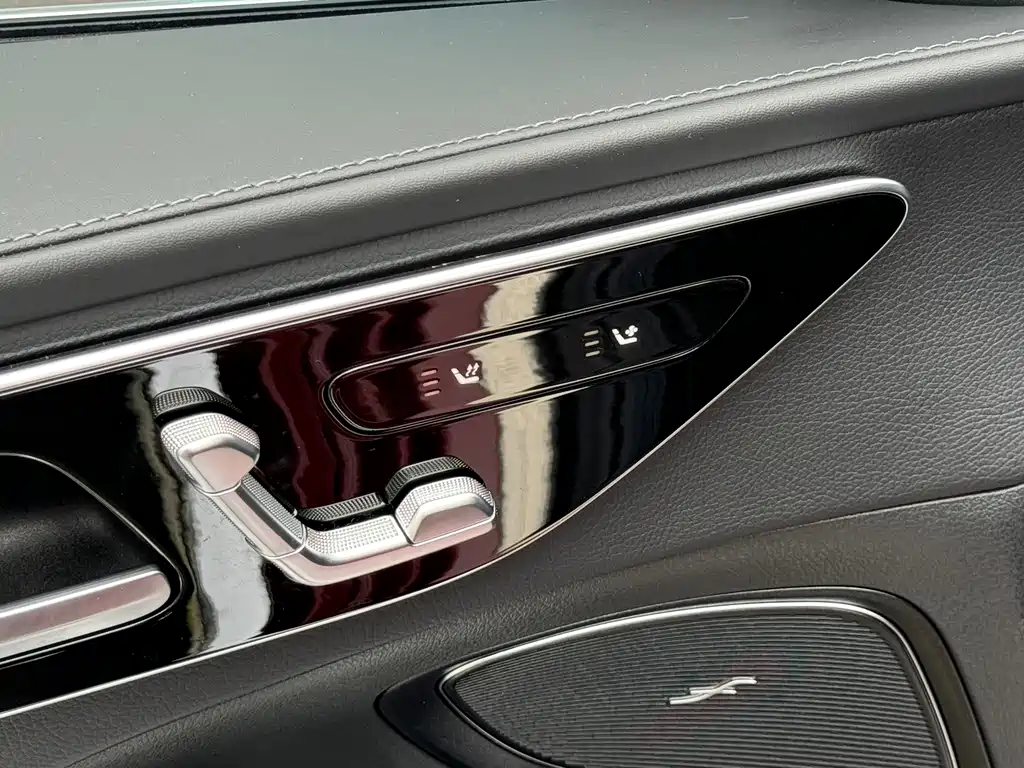 Mercedes-Benz Mercedes-Benz C-Class 2023 Model Year Facelift C 200 L Sport Edition 2023 - thumbnail 15