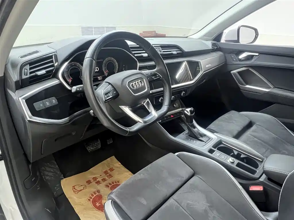 Audi Audi Q3 2022 35 TFSI Fashion Dynamic Edition 2022 - thumbnail 13