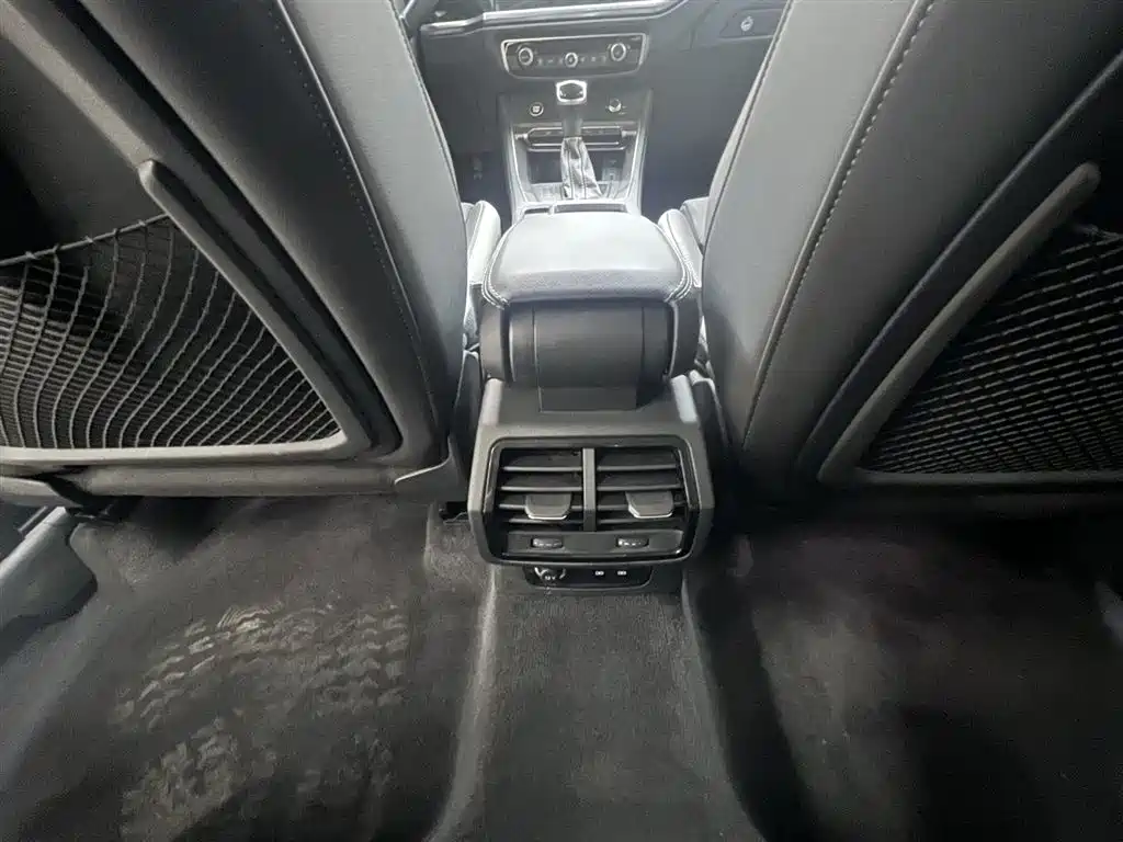 Audi Audi Q3 2022 35 TFSI Fashion Dynamic Edition 2022 - thumbnail 19