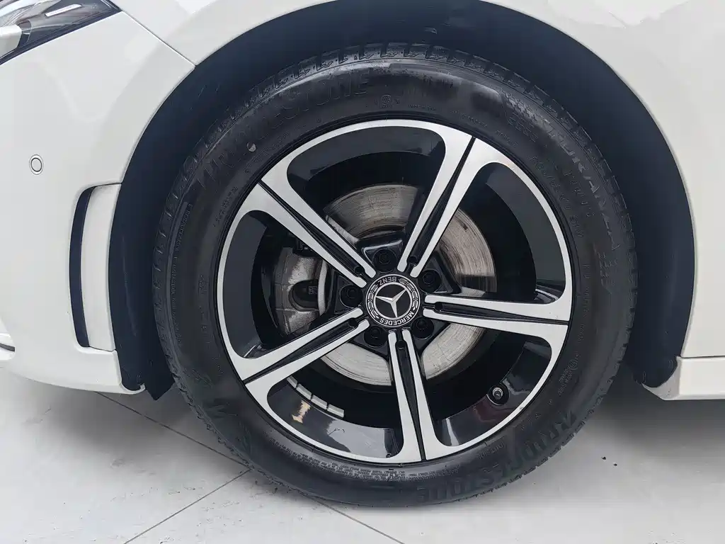 Mercedes-Benz Mercedes-Benz A-Class 2022 A 200 L Sport Sedan Fashion Edition 2022 - thumbnail 4