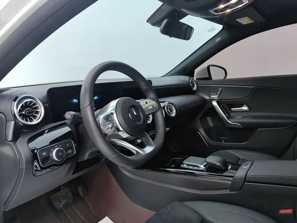 Mercedes-Benz Mercedes-Benz A-Class 2022 A 200 L Sport Sedan Fashion Edition 2022 - thumbnail 5