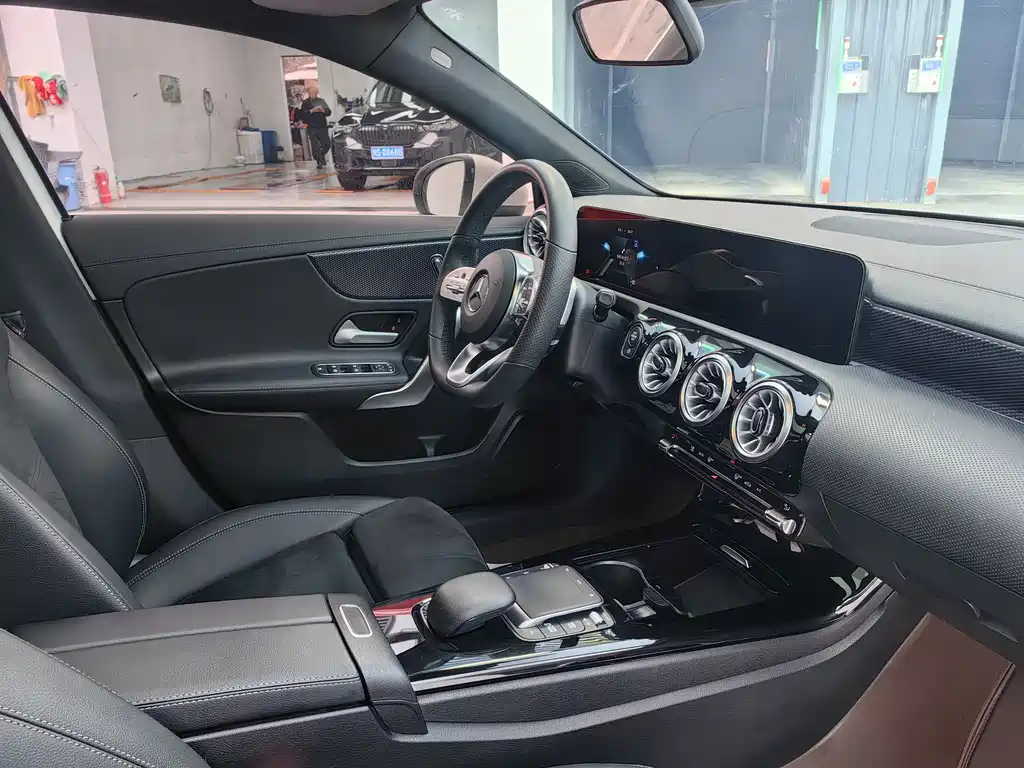Mercedes-Benz Mercedes-Benz A-Class 2022 A 200 L Sport Sedan Fashion Edition 2022 - thumbnail 13