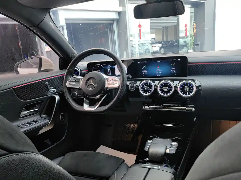 Mercedes-Benz Mercedes-Benz A-Class 2022 A 200 L Sport Sedan Fashion Edition 2022 - thumbnail 26