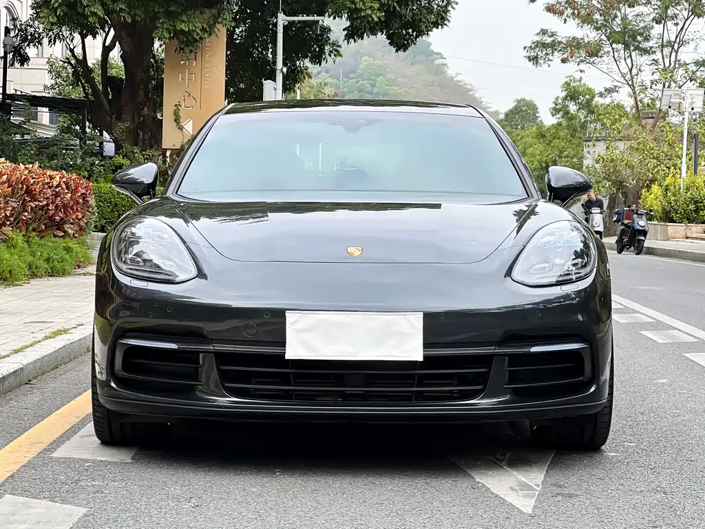 Porsche Porsche Panamera 2017 Panamera 4 Sport Turismo 3.0T 2018 - thumbnail 2