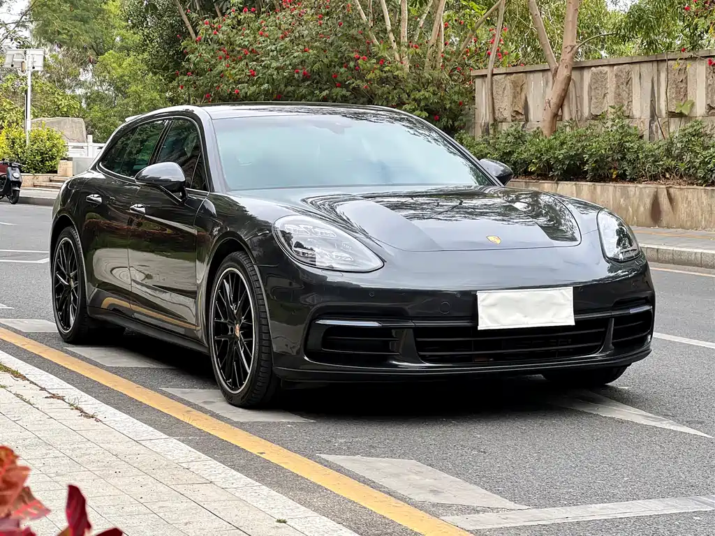 Porsche Porsche Panamera 2017 Panamera 4 Sport Turismo 3.0T 2018 - thumbnail 3