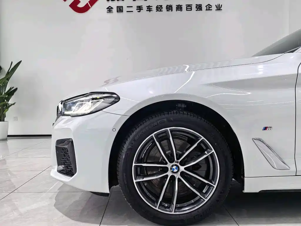 BMW BMW 5 Series 2022 Model Update 2 525Li M Sport Package 2024 - thumbnail 5