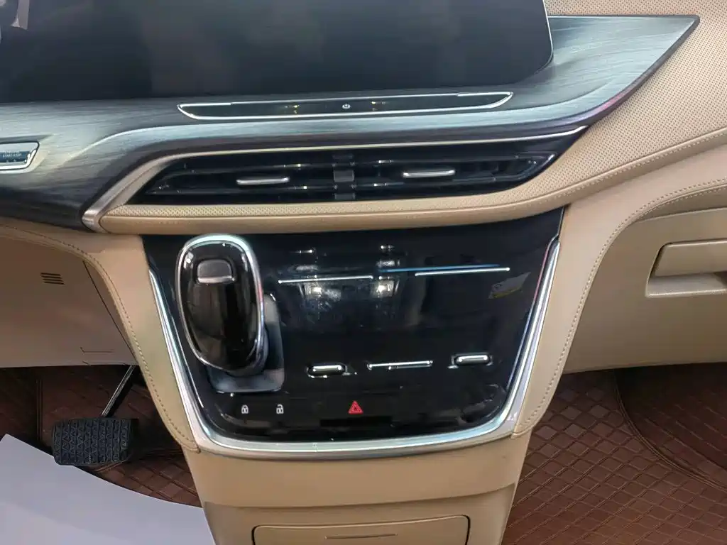 Buick Buick GL8 2020 ES Landmark 653T Premium Edition 2020 - thumbnail 11
