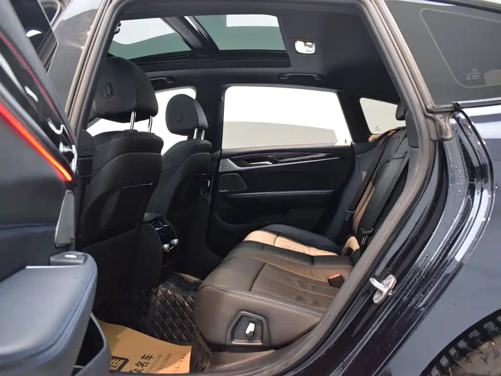 BMW BMW 6 Series GT 2022 630i M Sport Package 2023 - thumbnail 9
