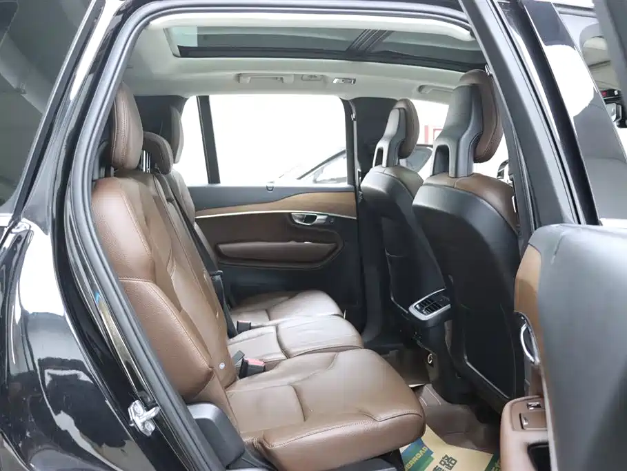 Volvo Volvo XC90 2020 Model Year Facelift T6 Momentum Luxury 7-Seat 2020 - thumbnail 16