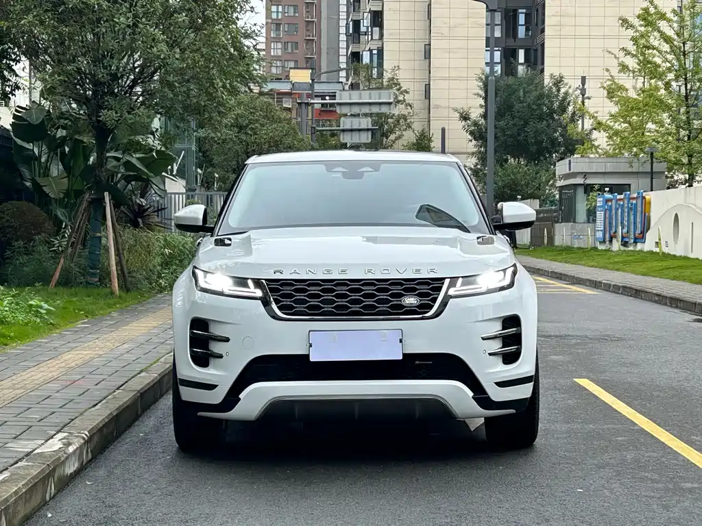 Land Rover Range Rover Evoque 2022 L 249PS R-Dynamic Luxury Edition 2023 - thumbnail 2