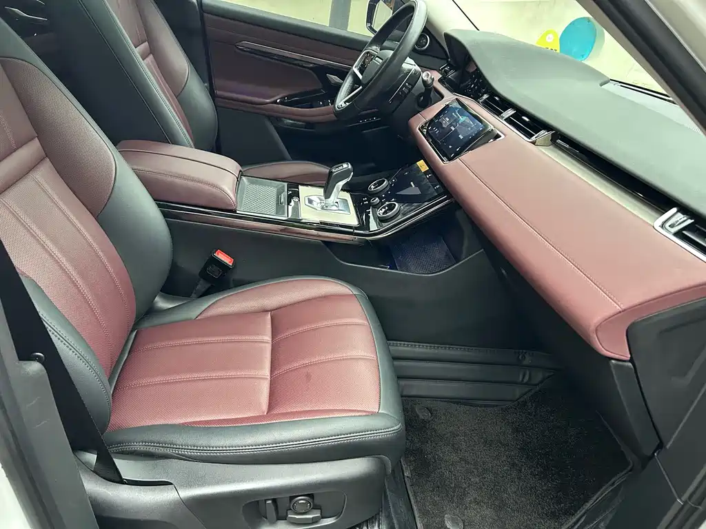Land Rover Range Rover Evoque 2022 L 249PS R-Dynamic Luxury Edition 2023 - thumbnail 23