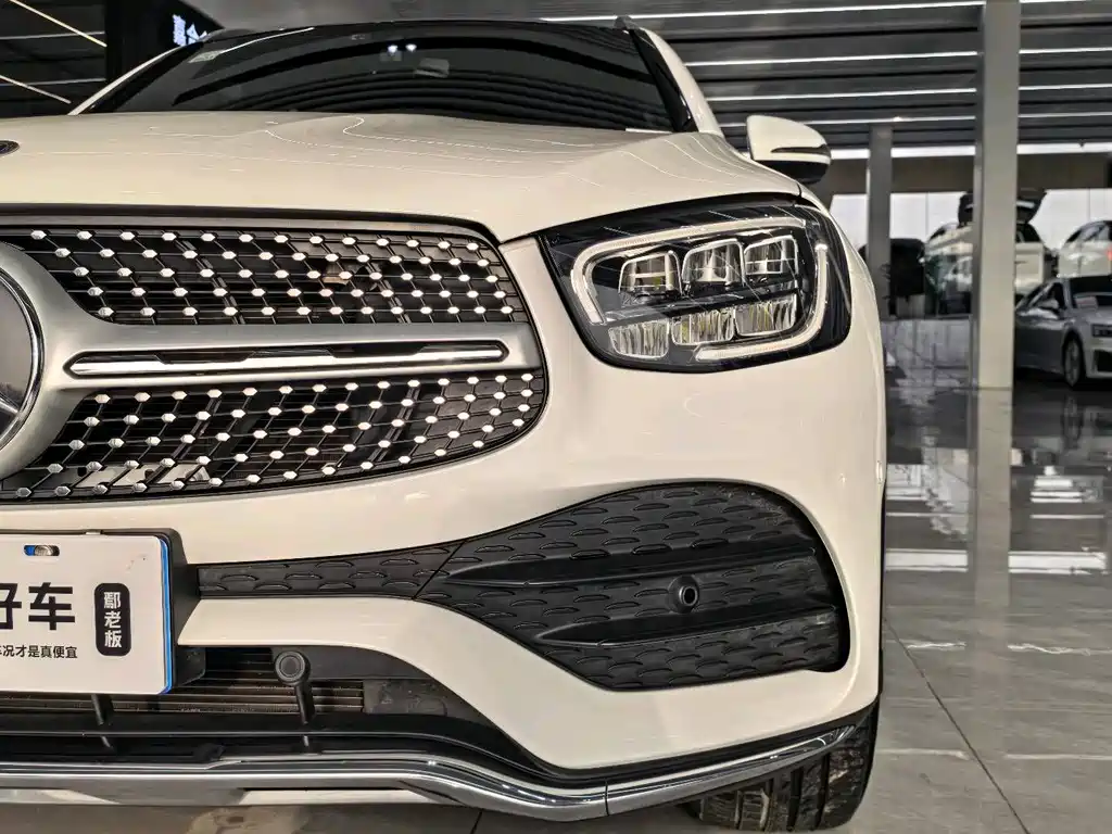 Mercedes-Benz Mercedes-Benz GLC 2021 GLC 260 L 4MATIC Luxury 2021 - thumbnail 4
