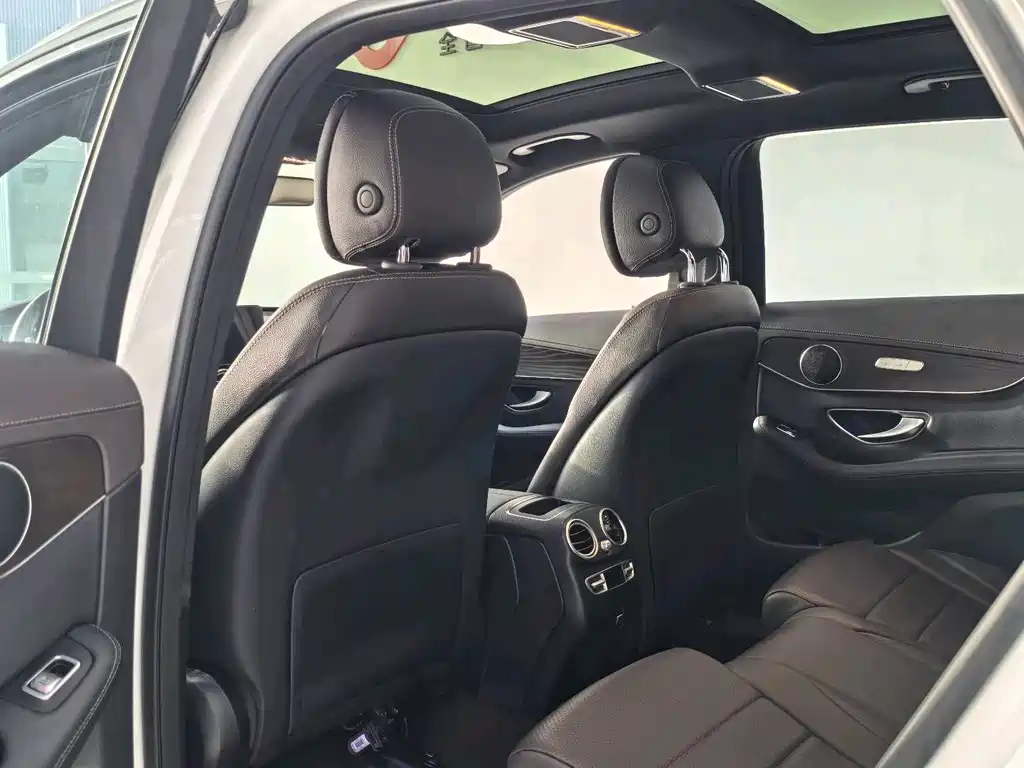 Mercedes-Benz Mercedes-Benz GLC 2021 GLC 260 L 4MATIC Luxury 2021 - thumbnail 11