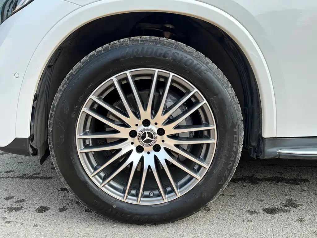 Mercedes-Benz Mercedes-Benz GLC 2025 GLC 300 L 4MATIC Sport 5-Seat 2025 - thumbnail 5