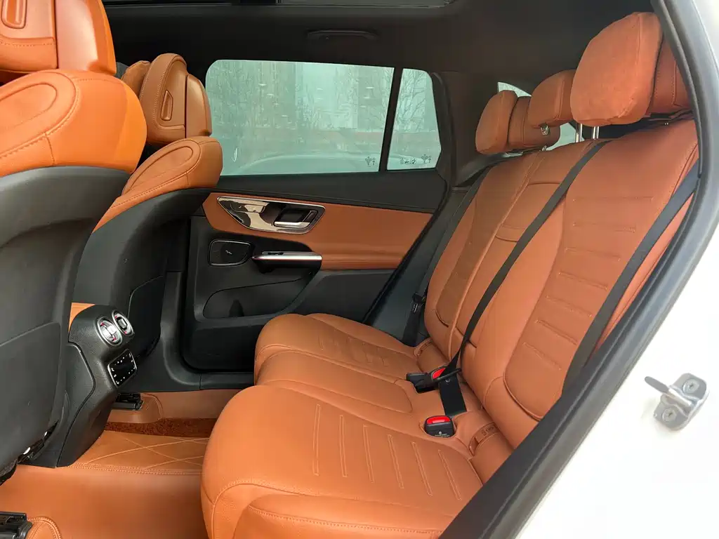 Mercedes-Benz Mercedes-Benz GLC 2025 GLC 300 L 4MATIC Sport 5-Seat 2025 - thumbnail 8