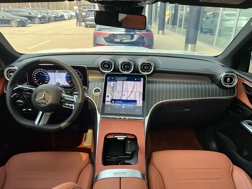 Mercedes-Benz Mercedes-Benz GLC 2025 GLC 300 L 4MATIC Sport 5-Seat 2025 - thumbnail 9