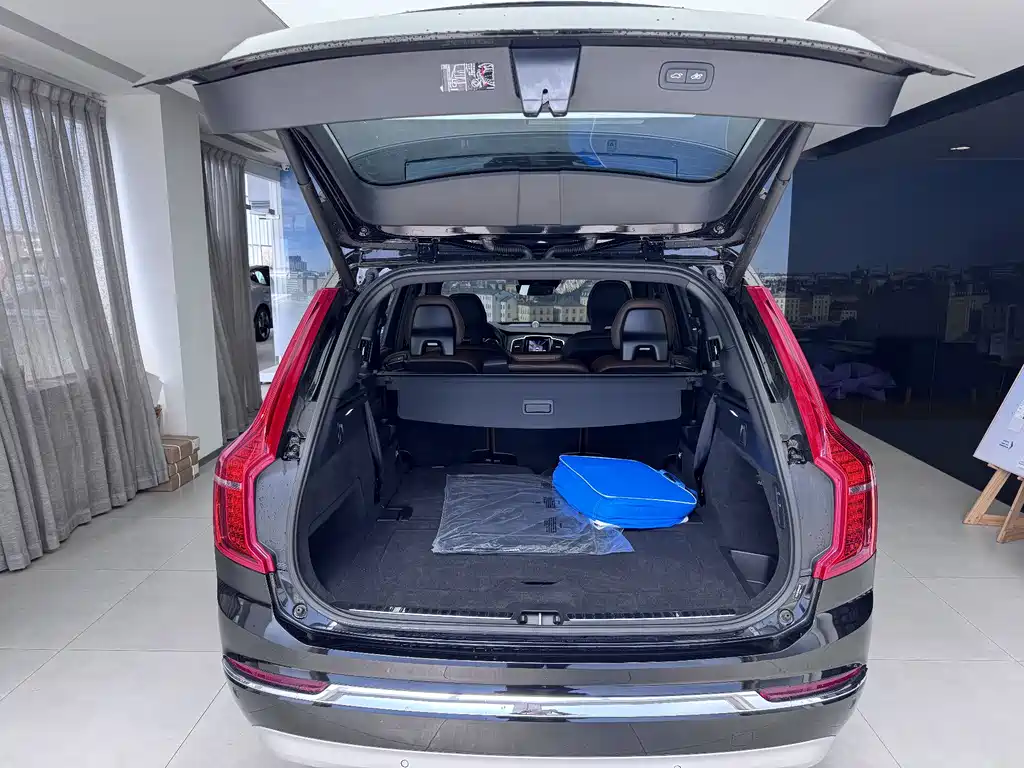 Volvo Volvo XC90 Plug-in Hybrid 2022 Model Year Facelift E-Drive Hybrid T8 Inscription Luxury 7-Seat 2023 - thumbnail 17