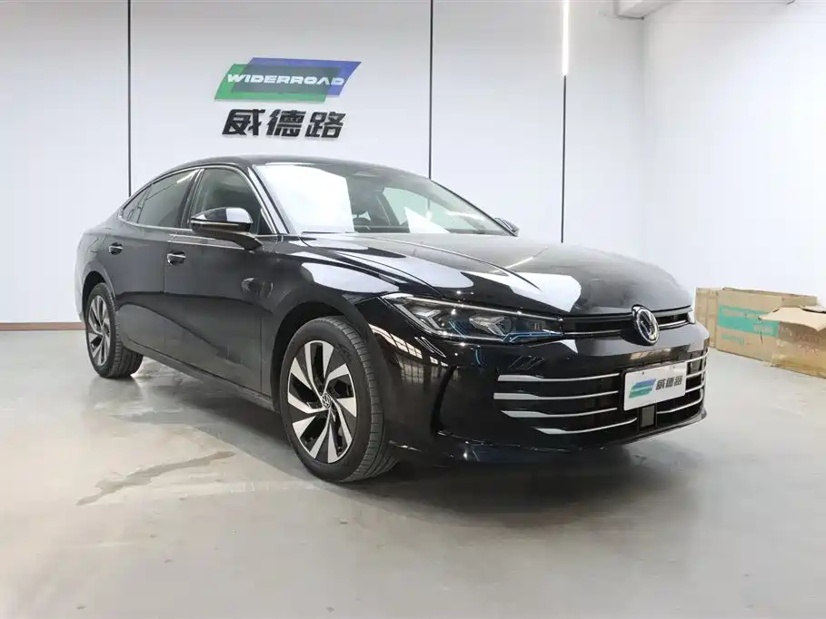 Volkswagen Passat 2025 Pro 380TSI Dragon Edition 2025 - thumbnail 3