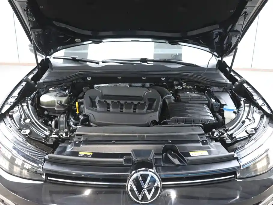 Volkswagen Passat 2025 Pro 380TSI Dragon Edition 2025 - thumbnail 9