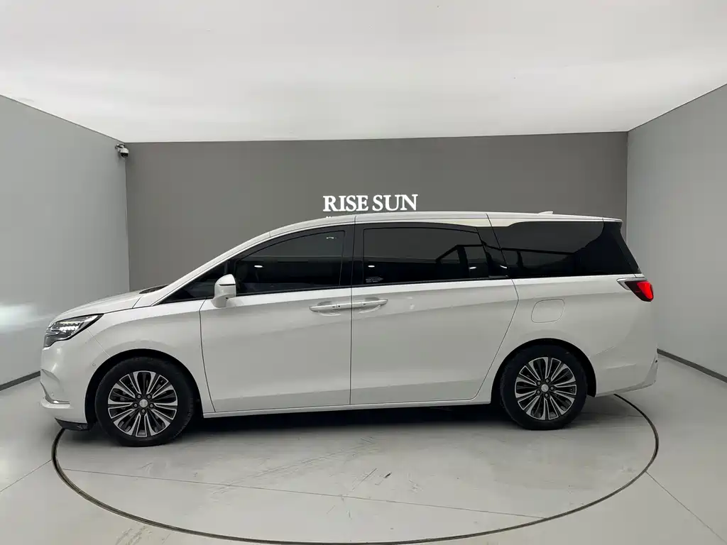 Buick Buick GL8 2022 ES Landmark 653T Luxury Edition 2022 - thumbnail 10
