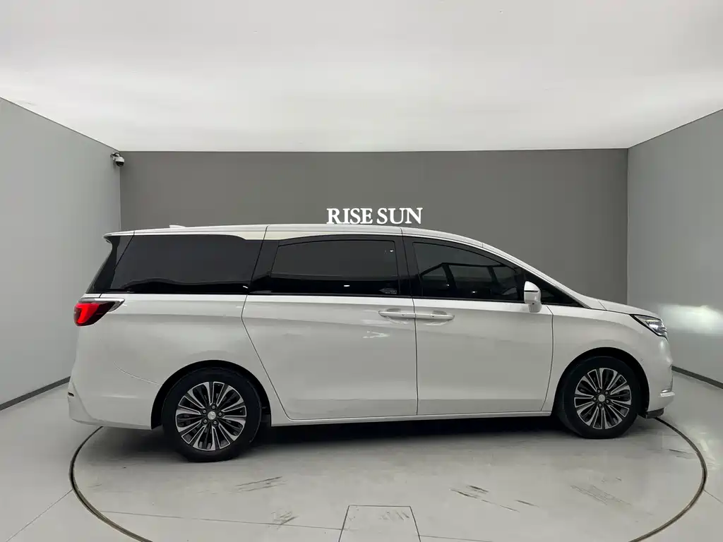Buick Buick GL8 2022 ES Landmark 653T Luxury Edition 2022 - thumbnail 11