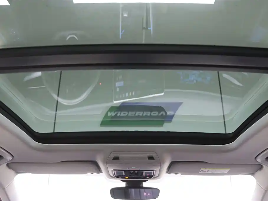 Volkswagen Passat 2025 Pro 380TSI Dragon Edition 2025 - thumbnail 23