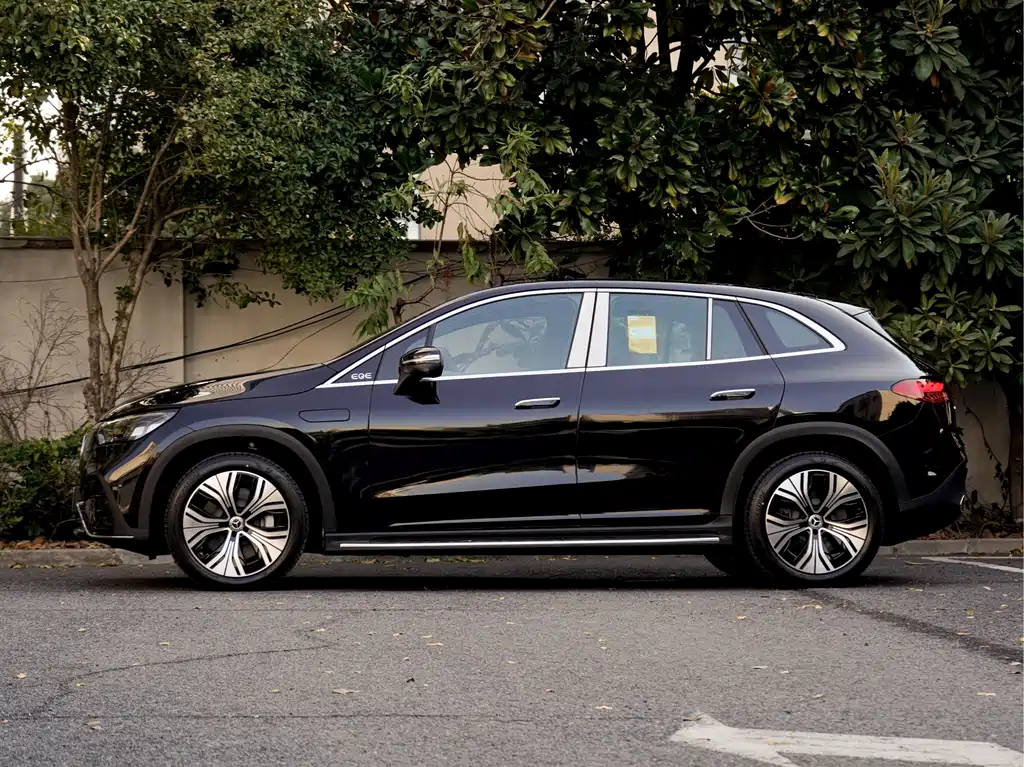 Mercedes-Benz Mercedes-Benz EQE SUV 2024 500 4MATIC Luxury Edition 2026 - thumbnail 3