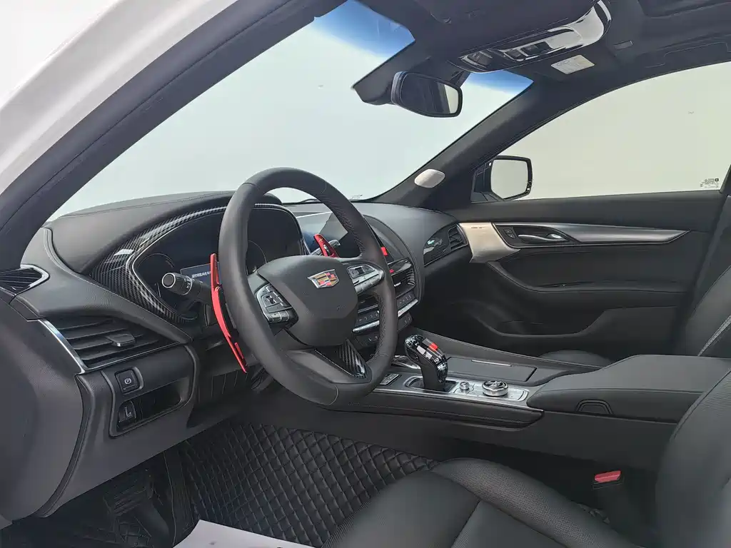 Cadillac Cadillac CT5 2023 28T Luxury (Standard) 2023 - thumbnail 4